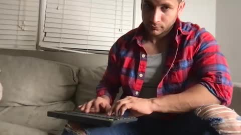 Snapshot of apolo_strange chatting on 01.06.25 apolo_strange online show from 01.06.25