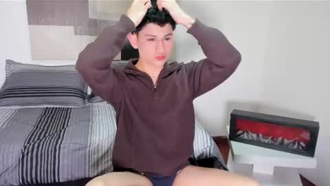 Snapshot of apolo_vg chatting on 06.19.26 apolo_vg online show from 06.19.26