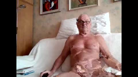 Snapshot of apony58 chatting on 09.21.25 Adam online show from 09.21.25