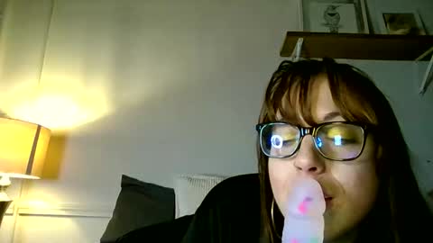 Snapshot of appalachiandollx chatting on 05.28.26 Appalachian Doll online show from 05.28.26