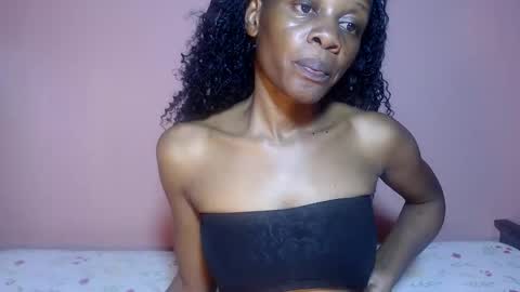 Snapshot of apple2561 chatting on 04.12.26 apple2561 online show from 04.12.26