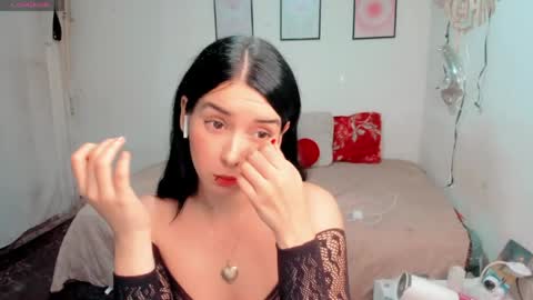 aprettyface1 online show from 05.25.26