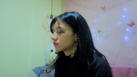 Snapshot of april_bennett chatting on 04.22.26 online show from 04.22.26