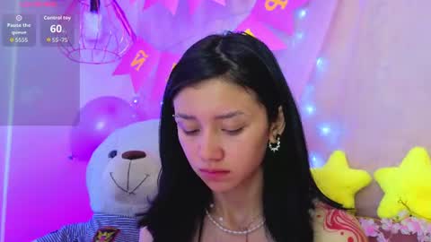 Snapshot of april_bennett chatting on 07.16.26 online show from 07.16.26