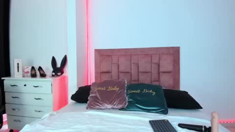 april collinsxx online show from 07.06.26