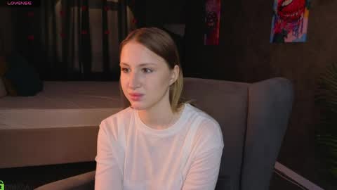 Snapshot of april_jackkson chatting on 04.08.26 April online show from 04.08.26