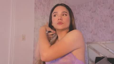 Isabella online show from 04.15.26