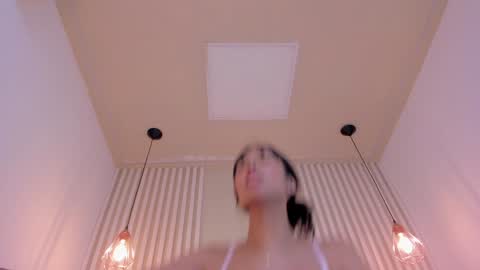Snapshot of aprilalen chatting on 01.23.25 April online show from 01.23.25