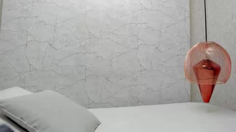 Snapshot of aprilalen chatting on 02.18.25 April online show from 02.18.25