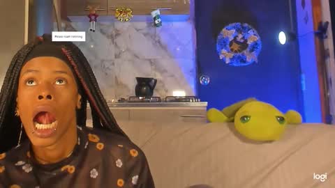 Snapshot of aprillebony319262 chatting on 12.21.25 aprillebony319262 online show from 12.21.25