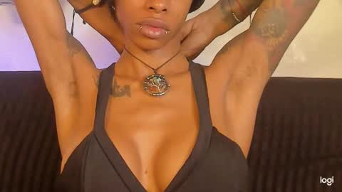 Snapshot of aprillebony319262 chatting on 02.19.26 aprillebony319262 online show from 02.19.26