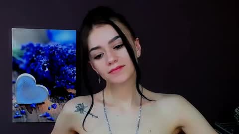 Snapshot of aprillswift_ chatting on 03.01.25 Aprill online show from 03.01.25