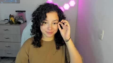 aqua emilly online show from 11.26.25