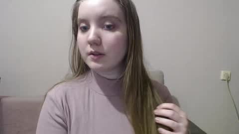 Snapshot of aquanarmin chatting on 12.27.24 Josefin online show from 12.27.24