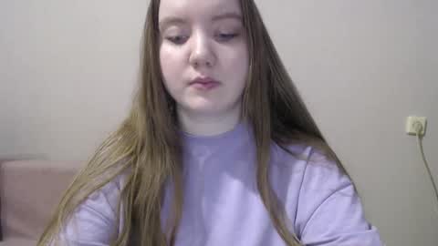 Snapshot of aquanarmin chatting on 01.07.25 Josefin online show from 01.07.25