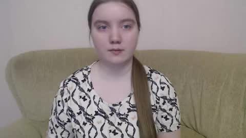 Snapshot of aquanarmin chatting on 02.12.26 Josefin online show from 02.12.26