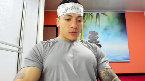 Jonathan online show from 02.12.26