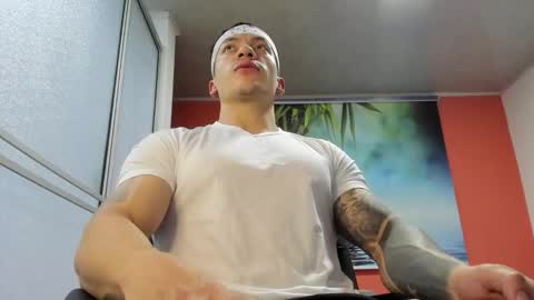 Jonathan online show from 03.05.26