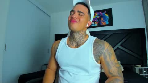 Snapshot of aquiles_elpapi chatting on 11.13.25 AquilesElpapi online show from 11.13.25