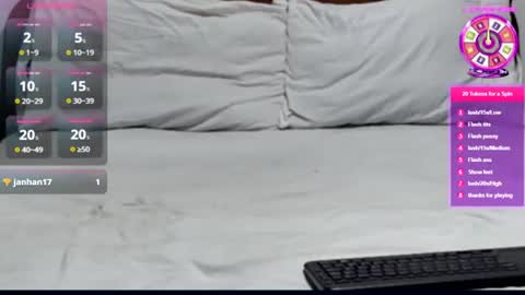 Arab Catwoman online show from 07.25.26