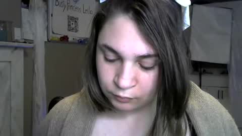 Snapshot of arabbustybeauty chatting on 02.12.25 BustyPrincessLeila online show from 02.12.25