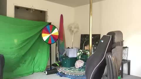 BustyPrincessLeila online show from 04.23.26