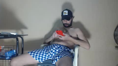 Snapshot of arabebigcock chatting on 11.24.25 ARABE online show from 11.24.25