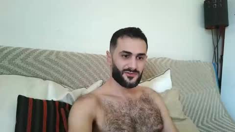 Snapshot of arabhairy90 chatting on 12.21.24 hairycub online show from 12.21.24