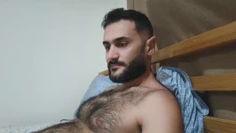 Snapshot of arabhairy90 chatting on 12.22.24 hairycub online show from 12.22.24