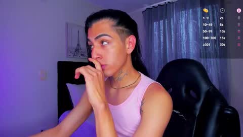 Snapshot of aran_yareth chatting on 10.11.25 aran online show from 10.11.25