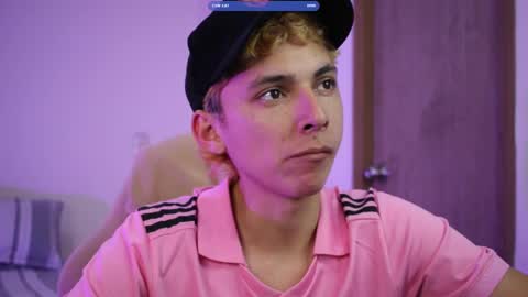 Snapshot of archi_love chatting on 10.18.25 ARCHIBALDO online show from 10.18.25