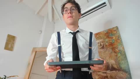 Archie online show from 01.16.25