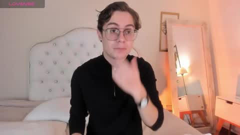 Archie online show from 02.09.25