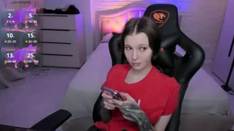 Im Arden online show from 07.25.26