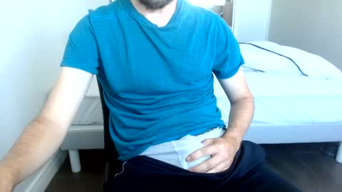 Snapshot of arekusan6 chatting on 06.18.26 Arek online show from 06.18.26