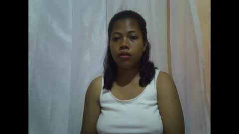 Snapshot of arellah chatting on 02.21.25 arellah online show from 02.21.25