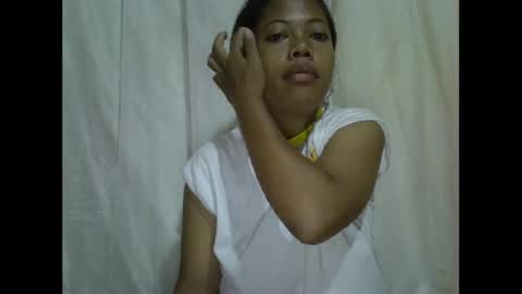 Snapshot of arellah chatting on 03.08.25 arellah online show from 03.08.25