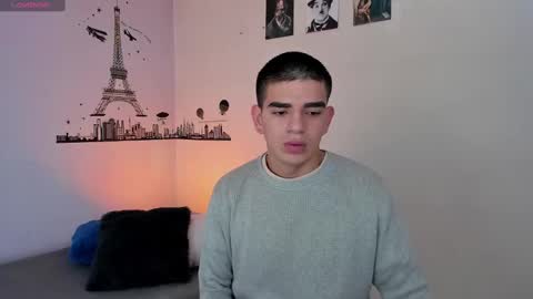 Snapshot of ares_johnsonn chatting on 12.05.24 Ares online show from 12.05.24