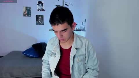 Snapshot of ares_johnsonn chatting on 12.20.24 Ares online show from 12.20.24