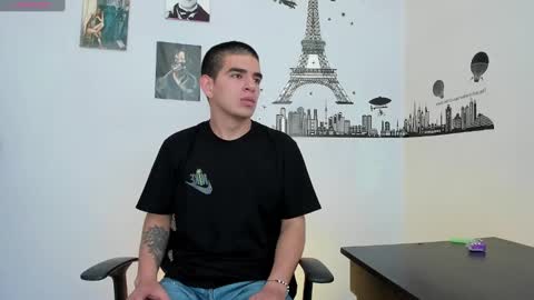 Snapshot of ares_johnsonn chatting on 01.11.25 Ares online show from 01.11.25