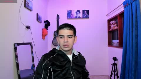 Snapshot of ares_johnsonn chatting on 02.14.25 Ares online show from 02.14.25