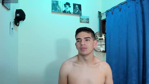Snapshot of ares_johnsonn chatting on 03.05.25 Ares online show from 03.05.25