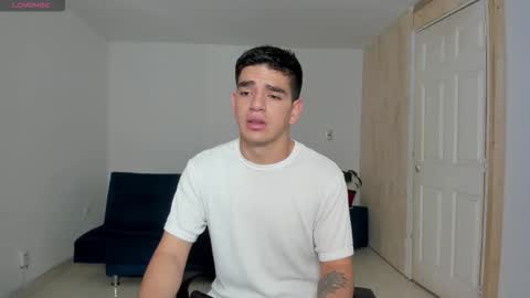 Snapshot of ares_johnsonn chatting on 09.15.25 Ares online show from 09.15.25