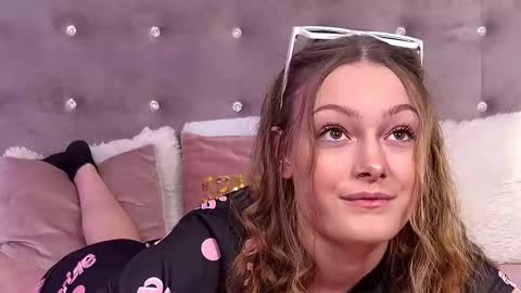 Ariel online show from 12.19.25