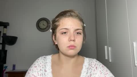 ari_crystal online show from 02.08.26