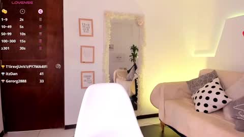 Ari online show from 01.30.25