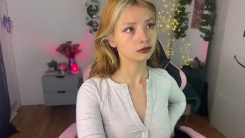 ari online show from 07.25.26