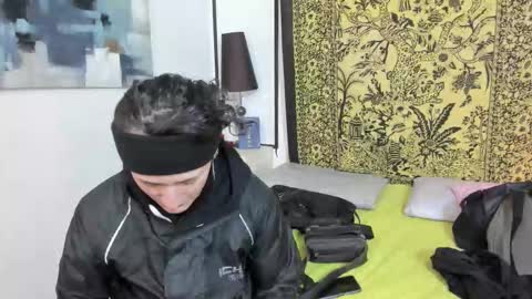 aria y orien  online show from 12.18.25