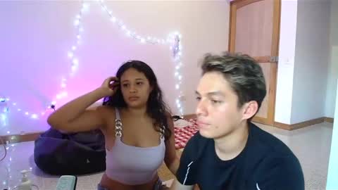 Snapshot of aria_arthur chatting on 03.10.25 aria_arthur online show from 03.10.25