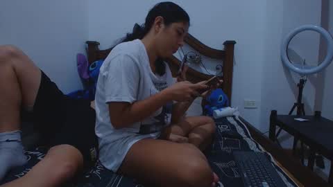 Snapshot of aria_arthur chatting on 09.30.25 aria_arthur online show from 09.30.25